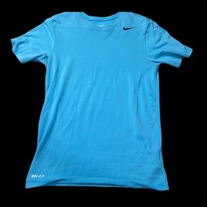 • Nike Athletic Cut Shirt •